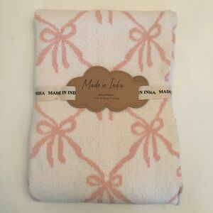 NEW Baby Blanket Soft Cozy Throw Nursery Decor Pink Bows Pattern | Made in India
